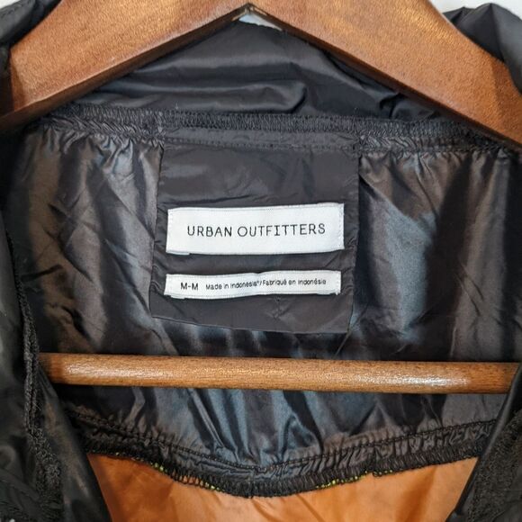 ✨Urban Outfitters Out From Under Aiden Colorblock Zip-Front Jacket - Picture 5 of 10